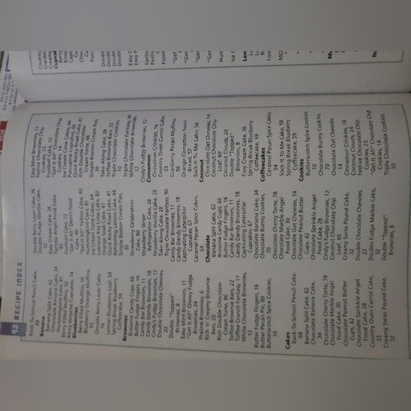 Duncan Hines Bake It Easy Cookbook Revipes Use Boxed Cake Mix + More - Picture 8 of 11